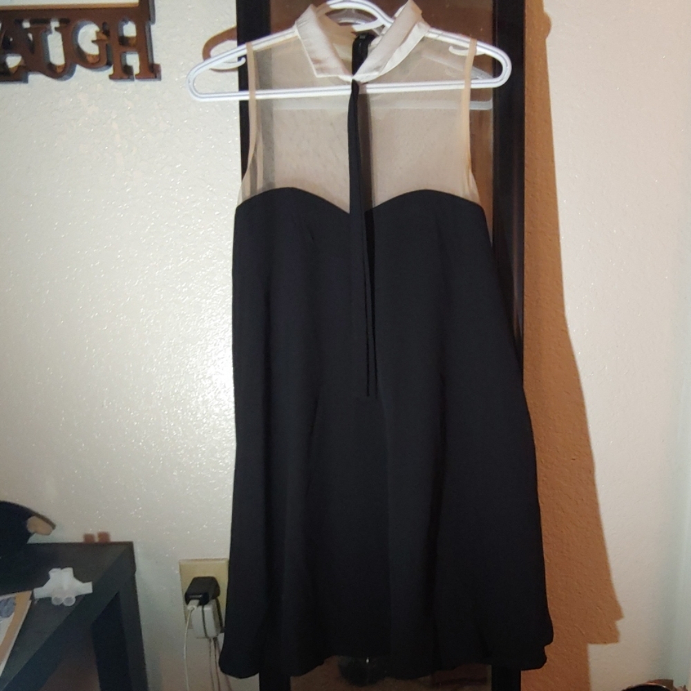 Cute black dress with peter pan collar
